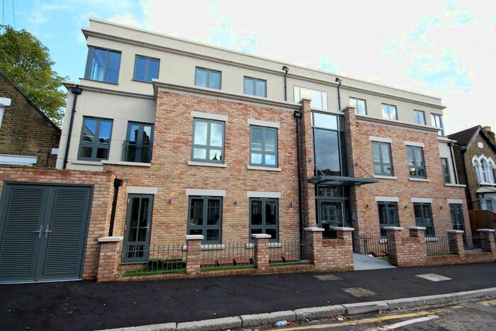 2 Bedroom Flat To Rent In Button Lodge, Stainforth Road, Walthamstow, E17