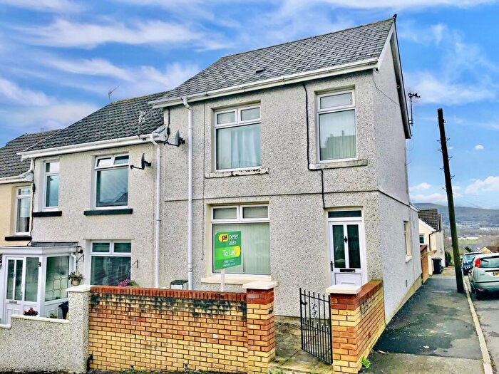 3 Bedroom End Of Terrace House To Rent In St Tydfils Avenue, CF47