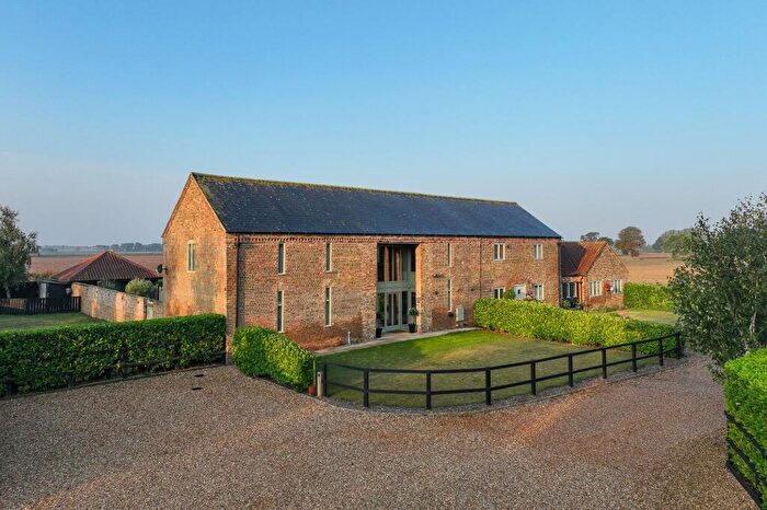 5 Bedroom Barn Conversion For Sale In High Road, Tilney Cum Islington, PE34
