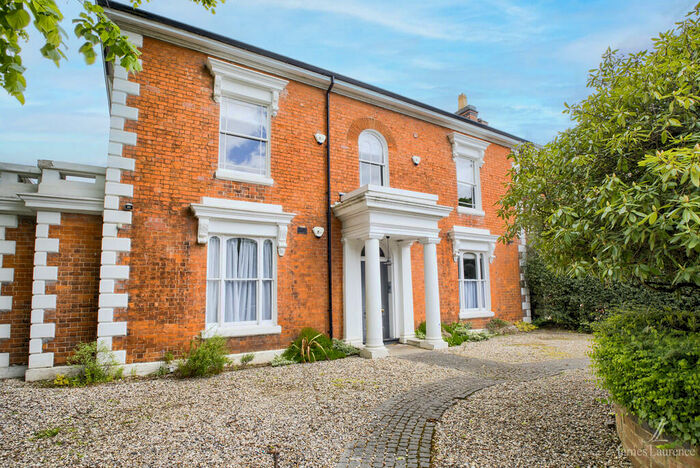 2 Bedroom Apartment To Rent In Asquith House, Portland Road, Edgbaston, B16