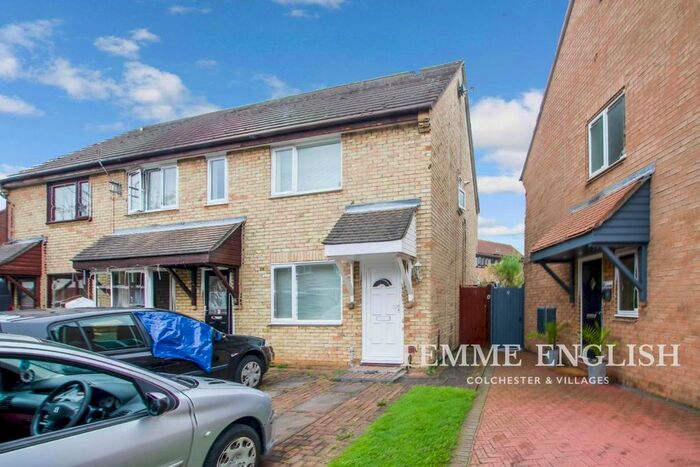 2 Bedroom Semi-Detached House To Rent In Cleveland Close, Highwoods CO4