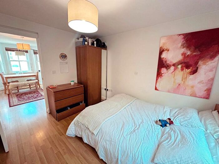 1 Bedroom Flat To Rent In Jeune Street St Clements, OX4