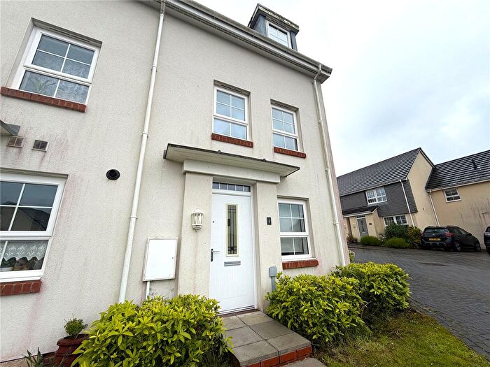 3 Bedroom End Terrace House To Rent In Charnley Drive, Bodmin, Cornwall, PL31