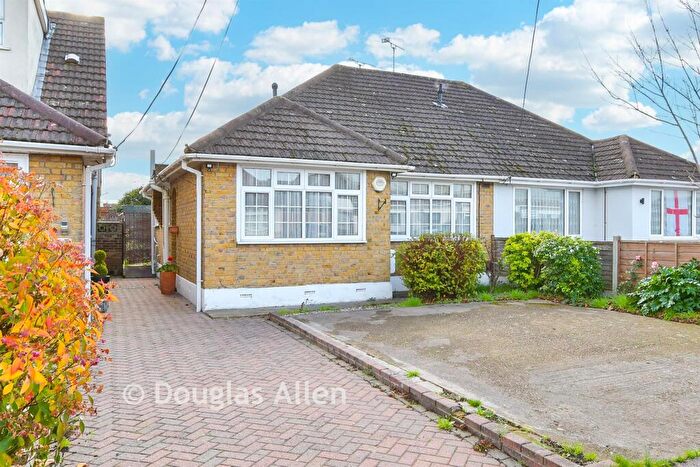 2 Bedroom Semi-Detached Bungalow For Sale In Bruce Grove, Wickford, Essex, SS11