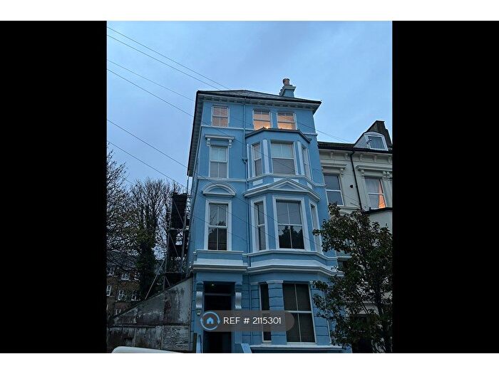 2 Bedroom Flat To Rent In Kenilworth Road, St Leonard's On Sea, TN38