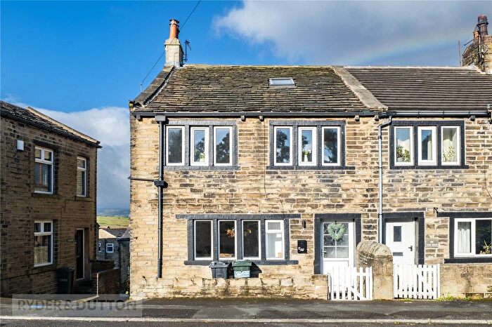 2 Bedroom End Of Terrace House For Sale In The Rock, Gillroyd Lane, Linthwaite, Huddersfield, HD7