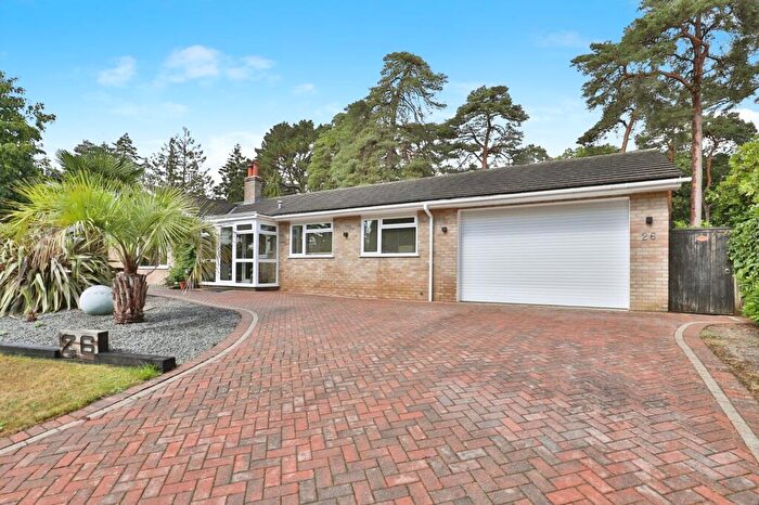 3 Bedroom Bungalow For Sale In St. Ives Wood, St. Ives, Ringwood, Dorset, BH24