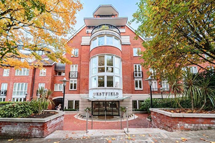 2 Bedroom Flat To Rent In Kidderpore Avenue London, NW3