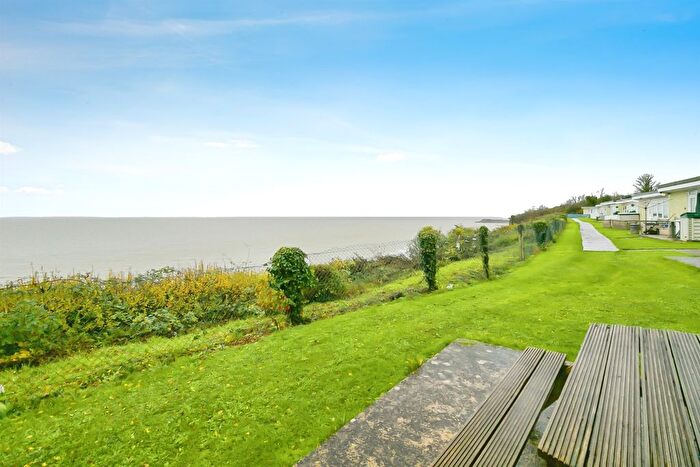 1 Bedroom Chalet For Sale In Fort Road, Lavernock, Penarth, CF64