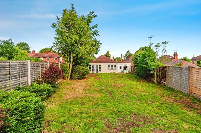 4 Bedroom Bungalow For Sale In Wolverhampton Road, Cheslyn Hay, Walsall, Staffordshire, WS6