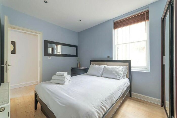 2 Bedroom Apartment To Rent In Edith Grove, London, SW10