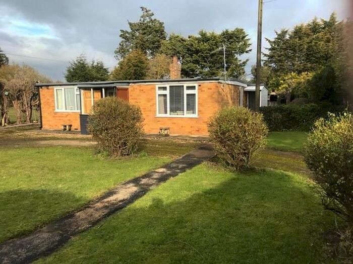 2 Bedroom Detached Bungalow For Sale In Broad Drove, Gosberton Clough, Spalding, Lincs, PE11