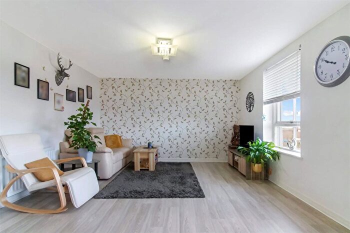 2 Bedroom Flat For Sale In Granton Court, Glasgow, Glasgow City, G5