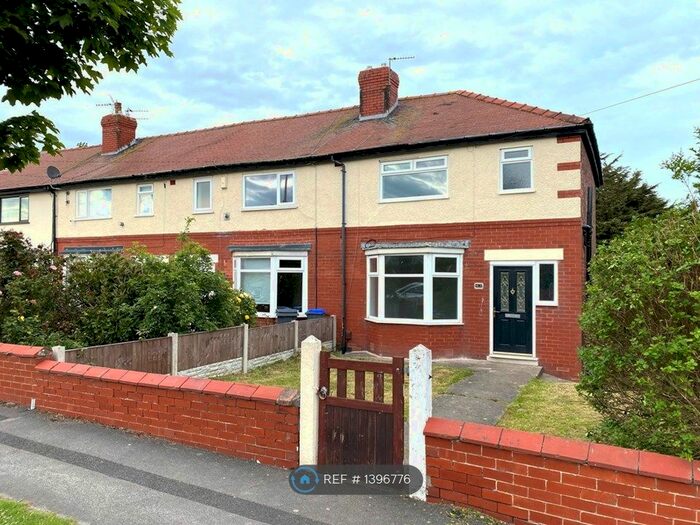 3 Bedroom End Of Terrace House To Rent In Meyler Avenue, Blackpool, FY3