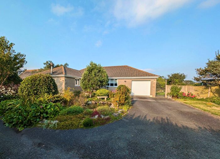 3 Bedroom Bungalow For Sale In Rosudgeon, Penzance, TR20