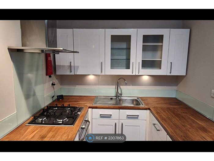 1 Bedroom Flat To Rent In York Road, Guildford, GU1