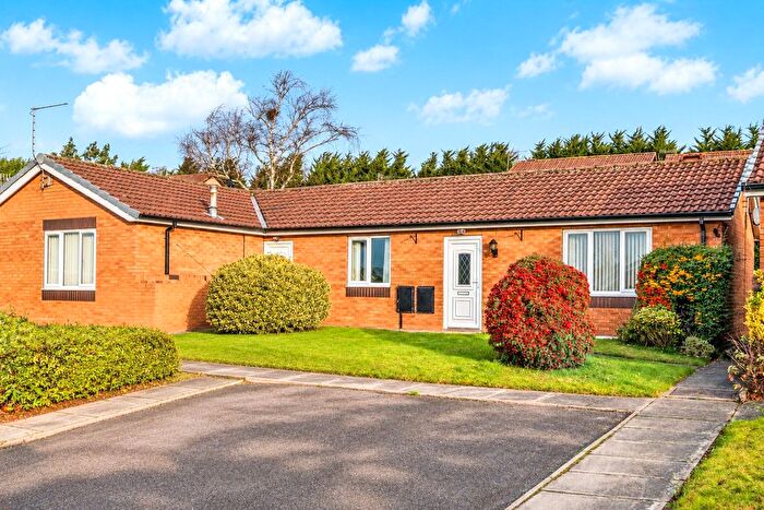 2 Bedroom Bungalow For Sale In Ullswater Park, Dronfield Woodhouse, Dronfield, S18