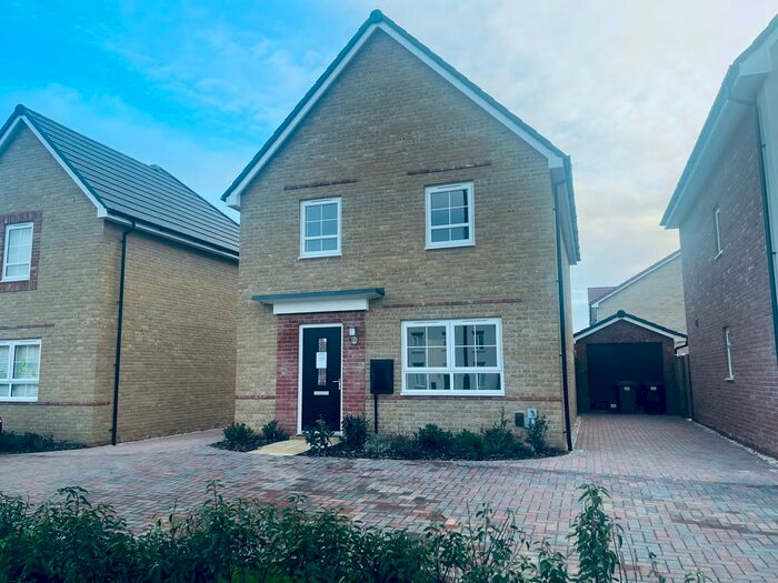 4 Bedroom Detached House To Rent In Seagrove Close, Hampton Beach, Peterborough, PE7