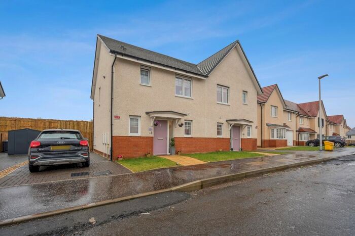 3 Bedroom Semi-Detached House To Rent In Littleton Park, Barrhead, Glasgow, G78