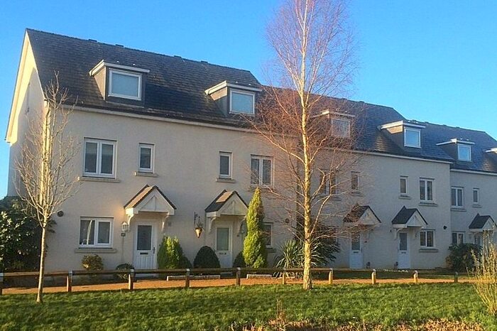 4 Bedroom Town House To Rent In The Moors, Watercolour, Redhill, RH1