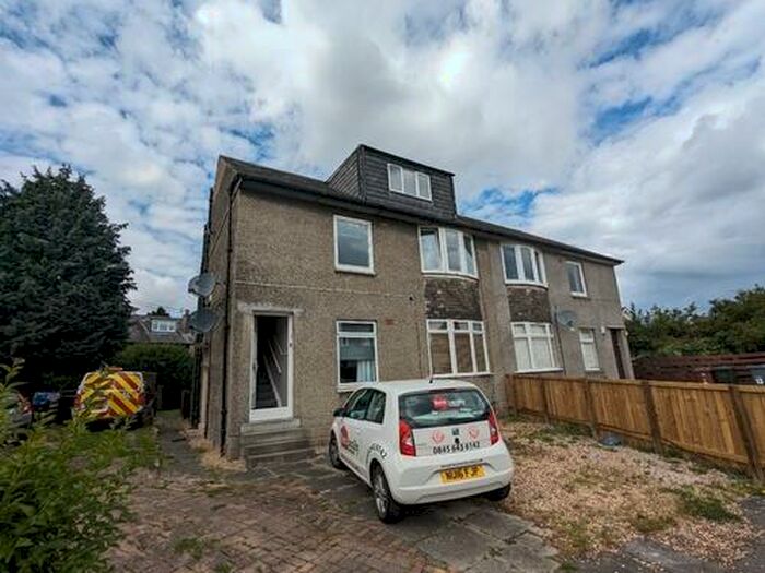 4 Bedroom Maisonette To Rent In Broomburn Grove, Edinburgh, EH12