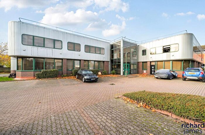 1 Bedroom Flat For Sale In Bentham Close, Swindon, SN5