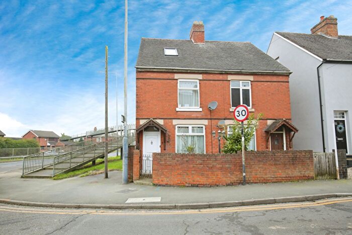 3 Bedroom Semi-Detached House For Sale In New Street, Dordon, Tamworth, B78