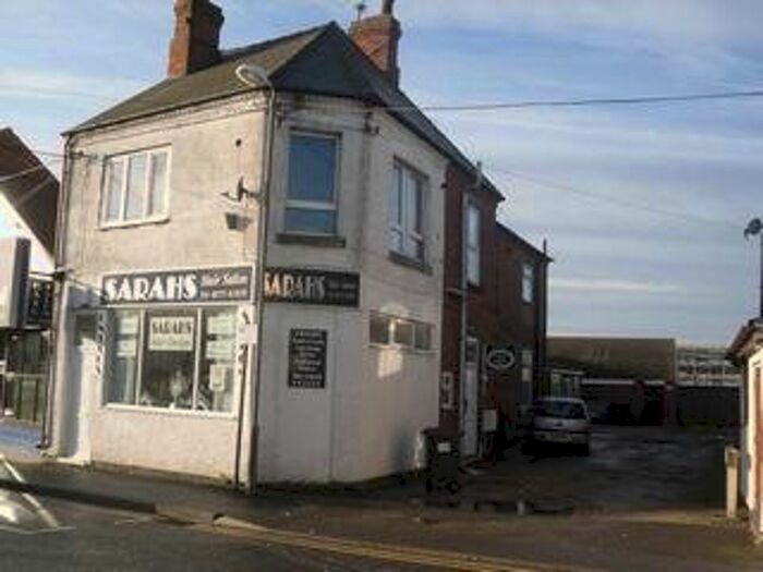 1 Bedroom Flat To Rent In Apt, Market Street, South Normanton, DE55