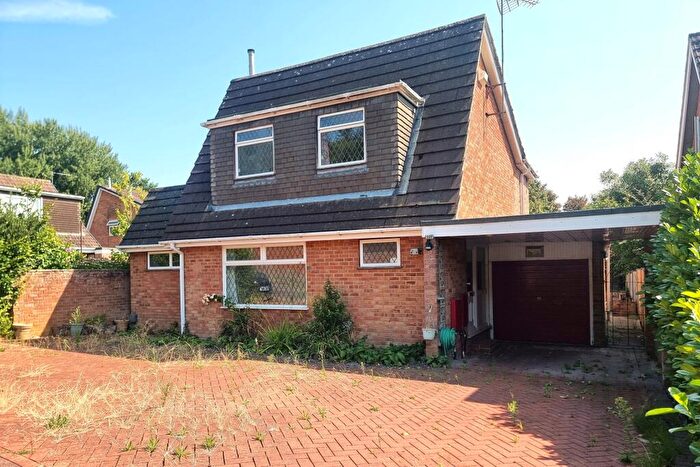 4 Bedroom Detached House To Rent In Bishopstoke, SO50