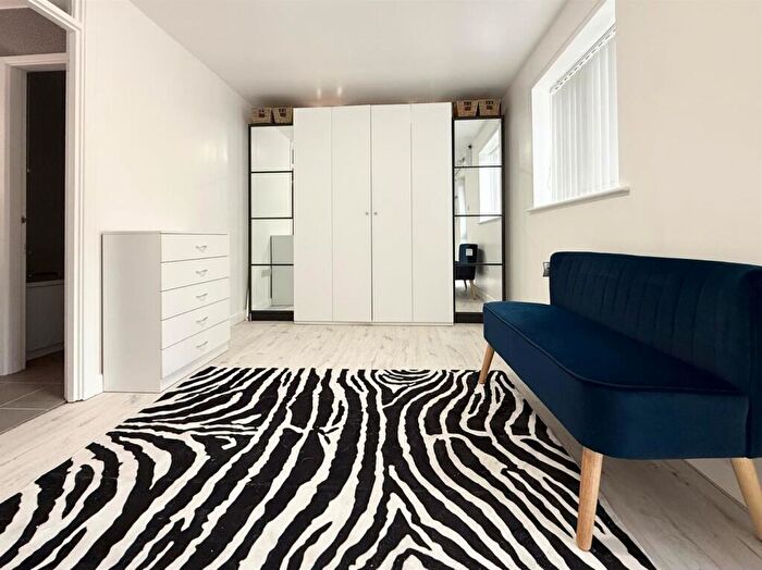 Studio To Rent In Blackfriars Court, City Centre, NE1