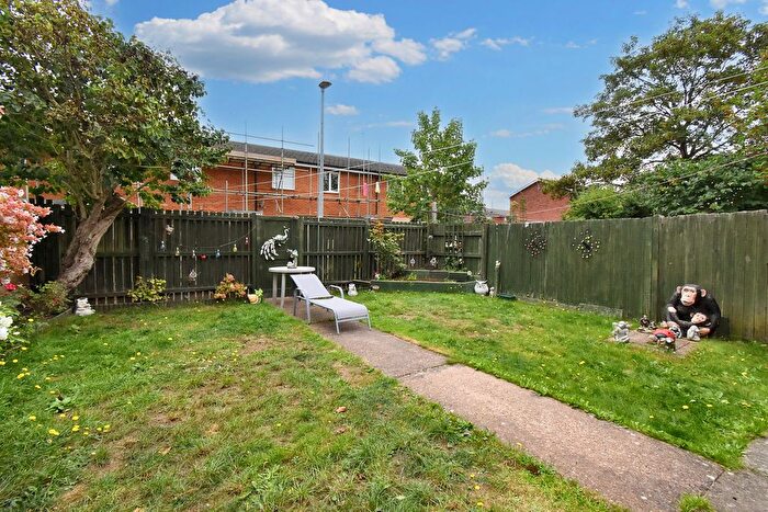 3 Bedroom End Of Terrace House For Sale In Staverton Crescent, Lincoln, LN6