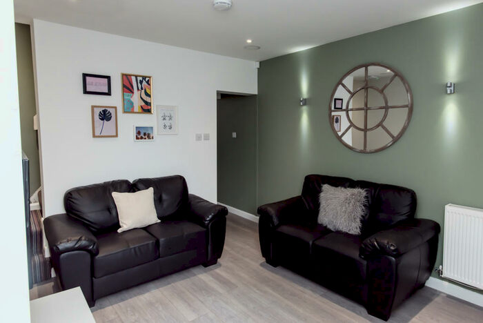 4 Bedroom House To Rent In Crowther Street, ST4