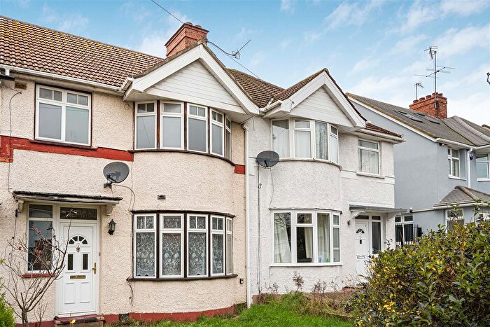 3 Bedroom Terraced House For Sale In Abercorn Crescent, Harrow, HA2