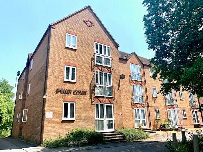 1 Bedroom Apartment To Rent In Hill Lane, SO15