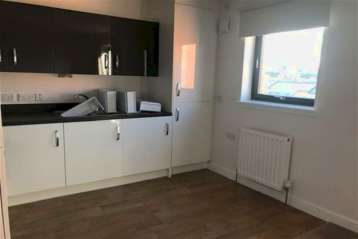 1 Bedroom Ground Flat To Rent In Flat Tudsbery Avenue, EH16