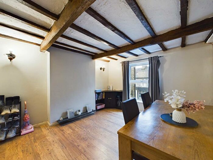 3 Bedroom Terraced House For Sale In Terrace Road, Chapel-En-Le-Frith, SK23