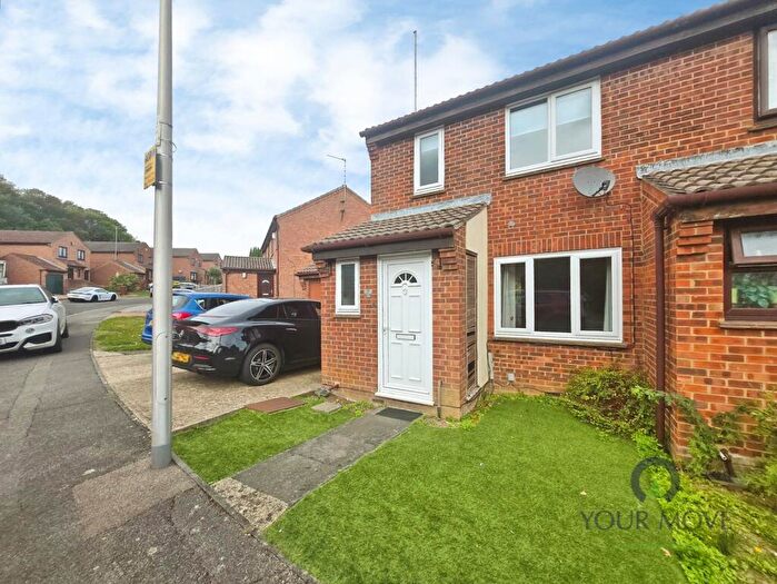 3 Bedroom End Of Terrace House To Rent In Highgrove Road, Princes Park, Kent, ME5