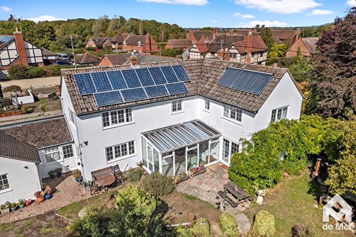 4 Bedroom Detached House For Sale In Rose Cottage, Tredington, GL20