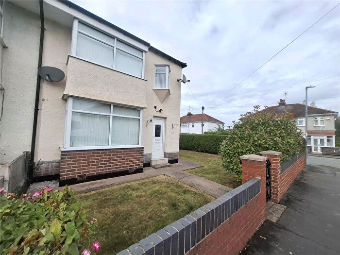 3 Bedroom Semi-Detached House To Rent In Caernarvon Close, Shotton, Deeside, Flintshire, CH5