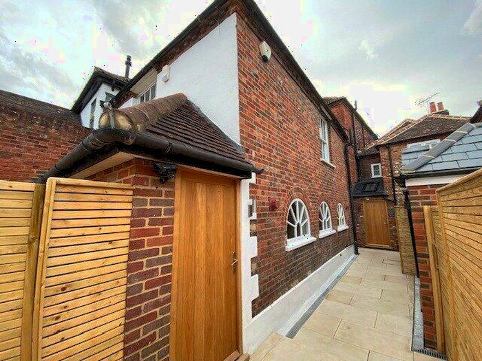 2 Bedroom Semi-Detached House To Rent In Liston Road, Marlow, Buckinghamshire, SL7