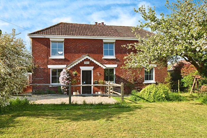 4 Bedroom Detached House For Sale In Middleton Road, Winterslow ***Video Tour***, SP5