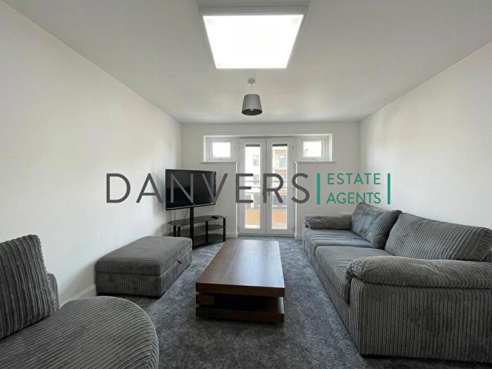 3 Bedroom Semi-Detached House To Rent In Watkin Road, Leicester, LE2
