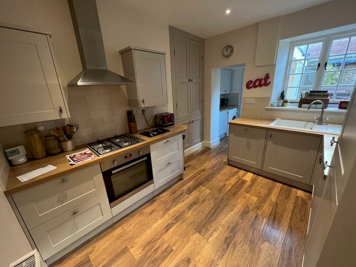 3 Bedroom Terraced House To Rent In Colliton Street, Dorchester, DT1