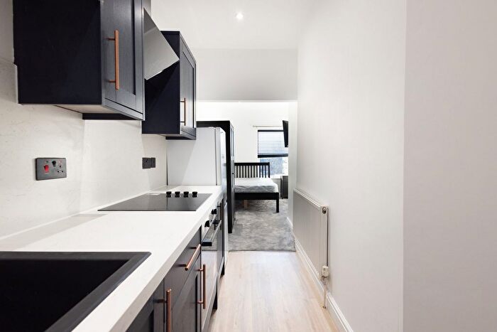 1 Bedroom Studio To Rent In Park Road, Bedworth, CV12