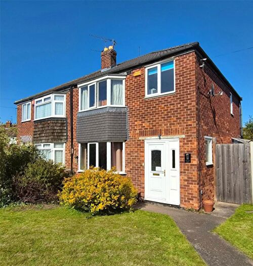 3 Bedroom Semi Detached House For Sale In Robin Hood Crescent, Edenthorpe, Doncaster, South Yorkshire, DN3