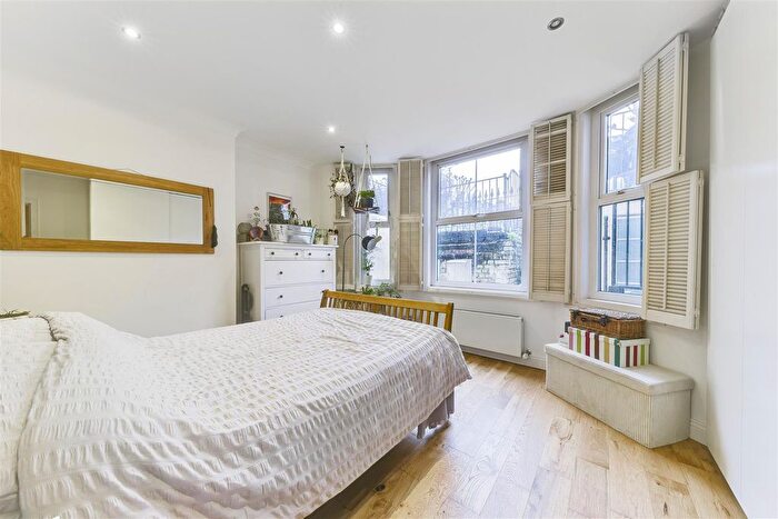 2 Bedroom Flat To Rent In Shirland Road, Little Venice, W9