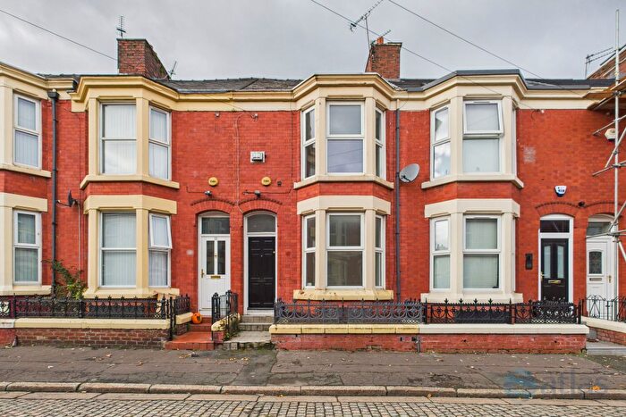 3 Bedroom Terraced House To Rent In Adelaide Road, Kensington, L7