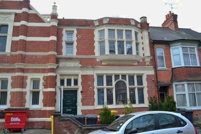 2 Bedroom Flat To Rent In Clarendon Park Road, Leicester, LE2