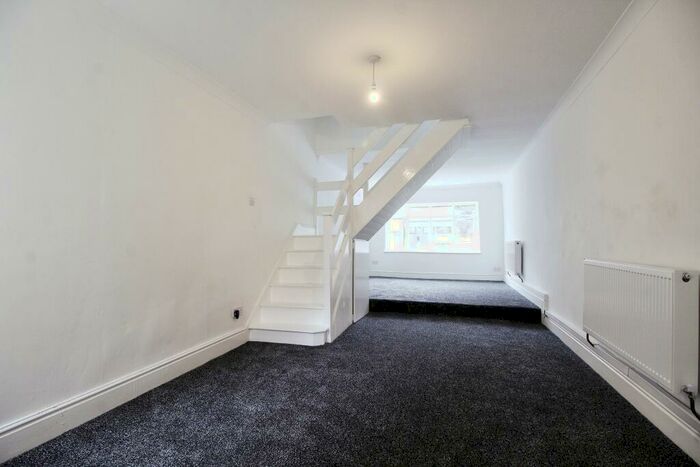 2 Bedroom End Of Terrace House To Rent In Main Street, Greasbrough, Rotherham, South Yorkshire, S61
