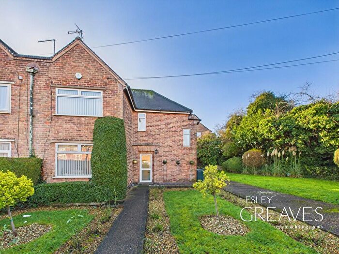 3 Bedroom Semi Detached House For Sale In Valley Road, Carlton, Nottingham, NG4